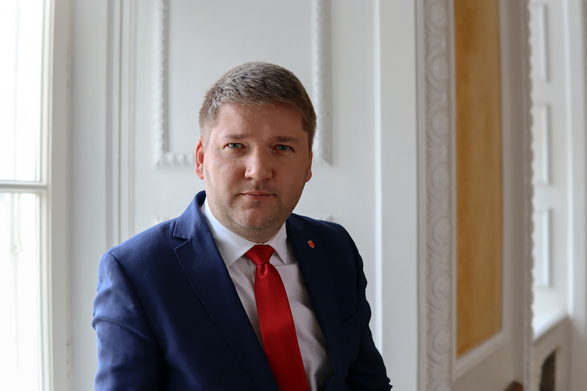 Sotsiaaldemokraatliku Erakonna fraktsiooni esimees Priit Lomp kinnitas täna riigikogus, et sotsiaaldemokraadid on jätkuvalt seisukohal, et Eestis ei ole tuumaen