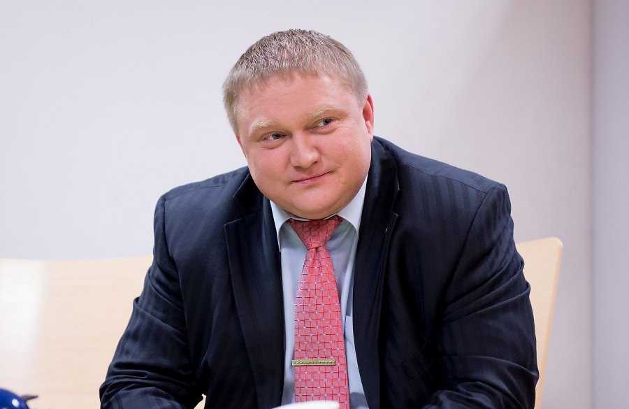 Featured image for “Kajar Lember: Maapiirkondade toetus ei ole ametnike palgaraha!”